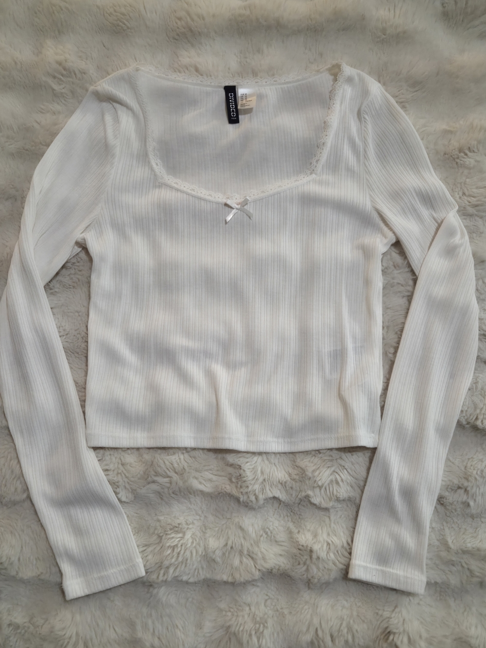 H&M White Long-Sleeve Ribbed Crop Top